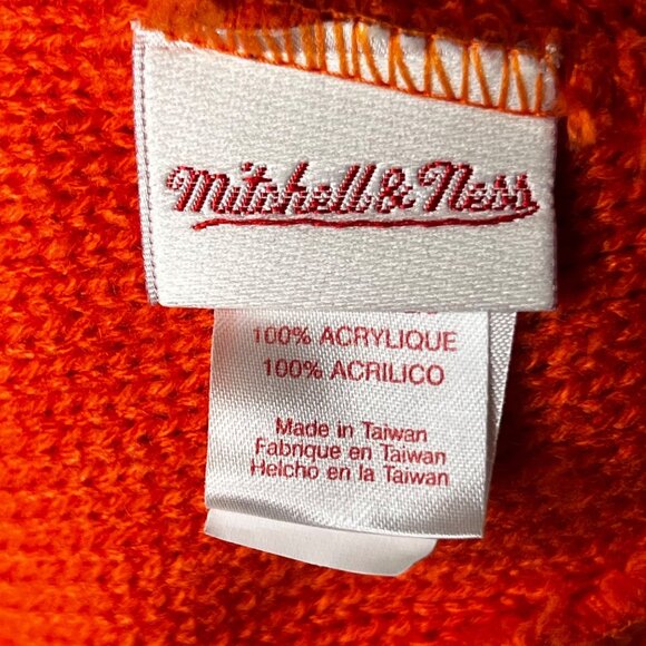 Philadelphia Flyers NHL Mitchell & Ness Acrylic Winter Pom Hat Beanie ADULT - Picture 2 of 10